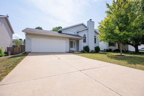 Tiny photo for 8 Spiria Court, Bloomington, IL 61701 (MLS # 12459881)