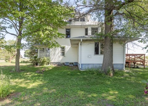 Tiny photo for 29058 E 2700 Street, Prophetstown, IL 61277 (MLS # 12663443)