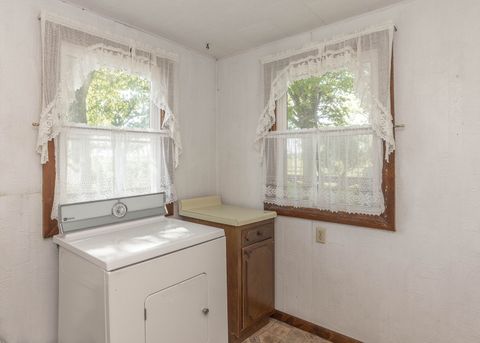 Tiny photo for 29058 E 2700 Street, Prophetstown, IL 61277 (MLS # 12663443)