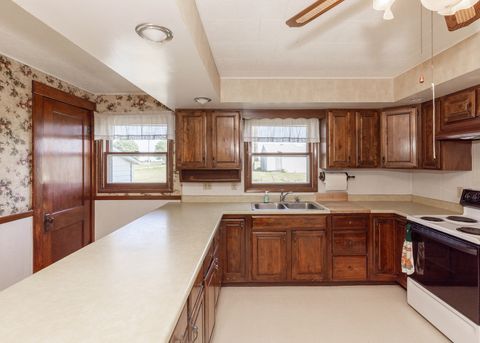 Tiny photo for 29058 E 2700 Street, Prophetstown, IL 61277 (MLS # 12663443)