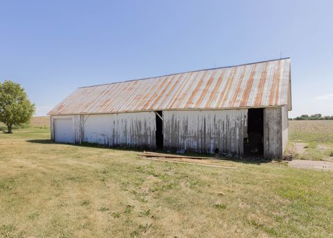 Tiny photo for 29058 E 2700 Street, Prophetstown, IL 61277 (MLS # 12663443)