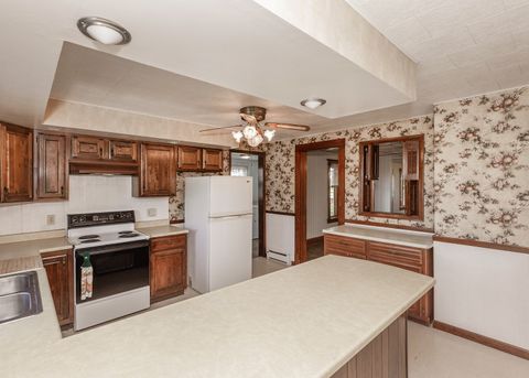 Tiny photo for 29058 E 2700 Street, Prophetstown, IL 61277 (MLS # 12663443)