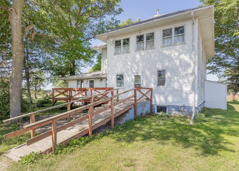 Tiny photo for 29058 E 2700 Street, Prophetstown, IL 61277 (MLS # 12663443)