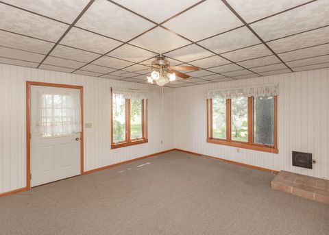 Tiny photo for 29058 E 2700 Street, Prophetstown, IL 61277 (MLS # 12663443)