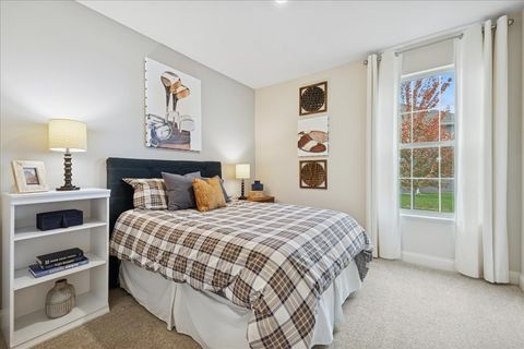 Tiny photo for 1027 Mayhaw Drive, Crystal Lake, IL 60012 (MLS # 12468375)