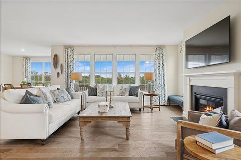 Tiny photo for 1027 Mayhaw Drive, Crystal Lake, IL 60012 (MLS # 12468375)