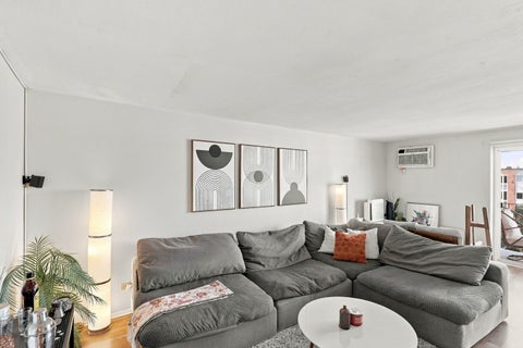 Tiny photo for 9724 S Karlov Avenue #304, Oak Lawn, IL 60453 (MLS # 12760923)