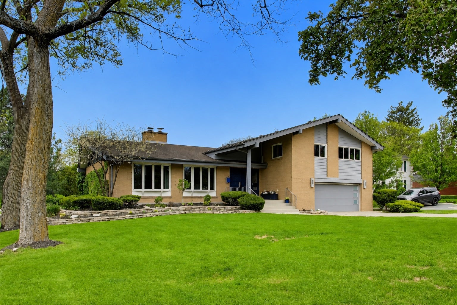 360 S Prospect Avenue
