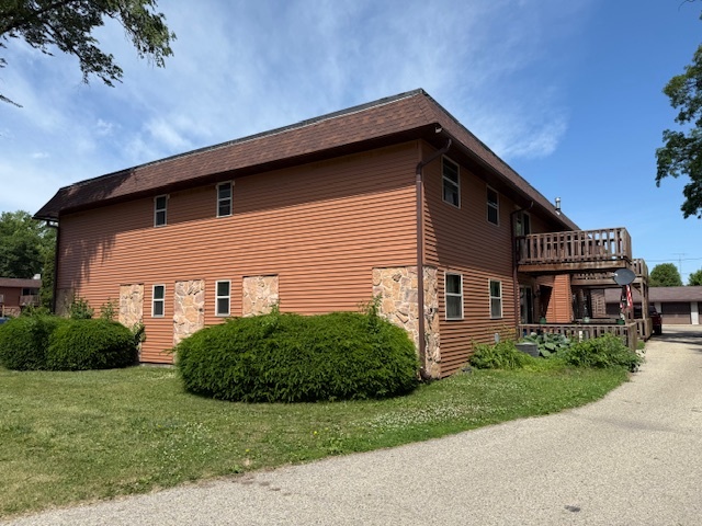 1912 Blackhawk Boulevard