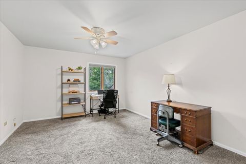 Tiny photo for 924 STRATFORD Court, Grayslake, IL 60030 (MLS # 12418813)