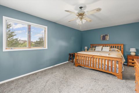 Tiny photo for 924 STRATFORD Court, Grayslake, IL 60030 (MLS # 12418813)
