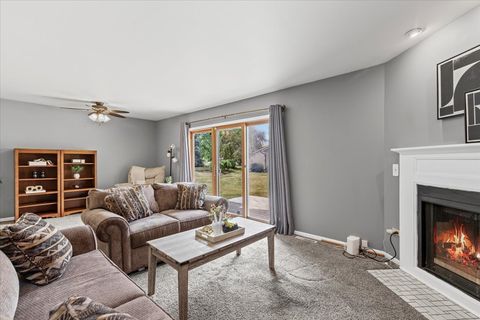 Tiny photo for 924 STRATFORD Court, Grayslake, IL 60030 (MLS # 12418813)