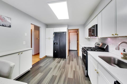 Tiny photo for 2178 Seaver Lane, Hoffman Estates, IL 60169 (MLS # 12725254)