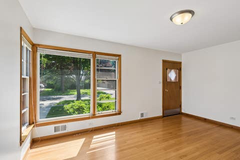 Tiny photo for 242 N Greenview Avenue, Mundelein, IL 60060 (MLS # 12699161)