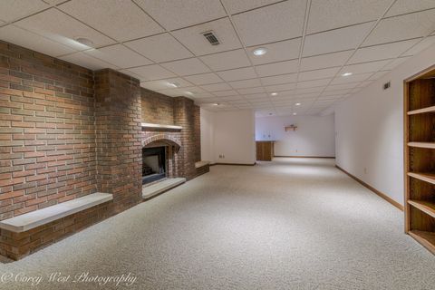 Tiny photo for 1208 Foxpointe Drive, Sycamore, IL 60178 (MLS # 12485142)