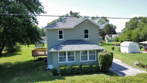 A home in Watseka