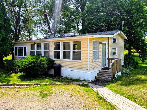 182 Windward Drive Lakemoor IL 60051
