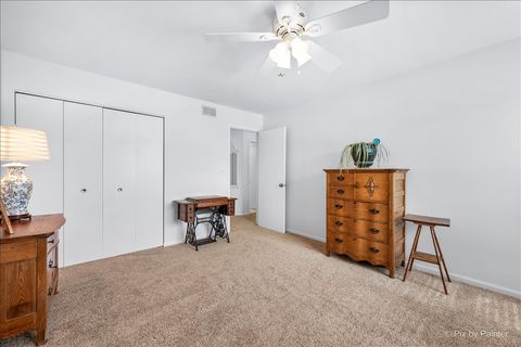 Tiny photo for 18500 W Aspen Court, Grayslake, IL 60030 (MLS # 12582559)