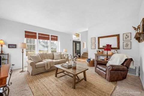 Tiny photo for 18500 W Aspen Court, Grayslake, IL 60030 (MLS # 12582559)