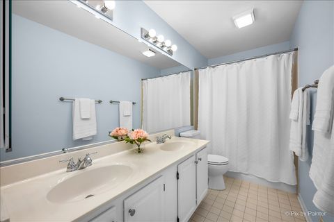 Tiny photo for 18500 W Aspen Court, Grayslake, IL 60030 (MLS # 12582559)