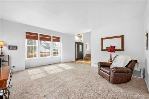 Tiny photo for 18500 W Aspen Court, Grayslake, IL 60030 (MLS # 12582559)