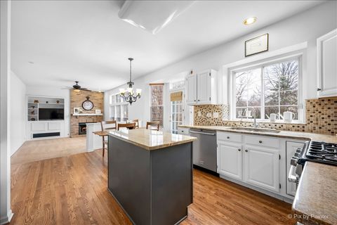 Tiny photo for 18500 W Aspen Court, Grayslake, IL 60030 (MLS # 12582559)