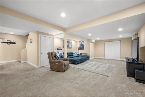 Tiny photo for 18500 W Aspen Court, Grayslake, IL 60030 (MLS # 12582559)