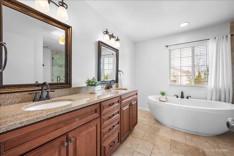 Tiny photo for 18500 W Aspen Court, Grayslake, IL 60030 (MLS # 12582559)