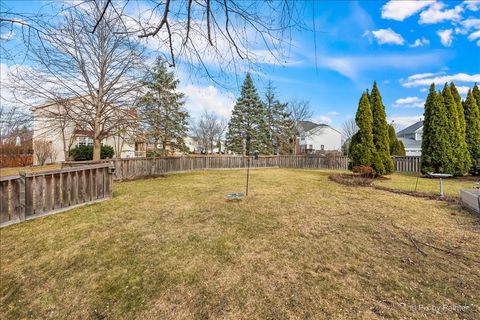 Tiny photo for 18500 W Aspen Court, Grayslake, IL 60030 (MLS # 12582559)