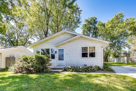 Photo of 394 Birchwood Drive, Antioch, IL 60002 (MLS # 12476426)