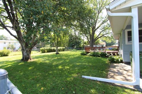 Tiny photo for 915 N 12TH Street, Clinton, IA 52732 (MLS # QC4266503)