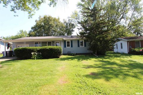 Tiny photo for 915 N 12TH Street, Clinton, IA 52732 (MLS # QC4266503)