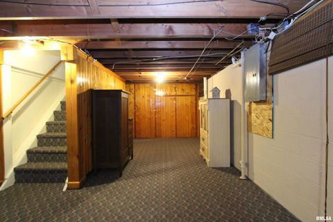 Tiny photo for 915 N 12TH Street, Clinton, IA 52732 (MLS # QC4266503)