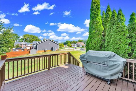 Tiny photo for 9 Willowbend Court, Bloomington, IL 61705 (MLS # 12470927)