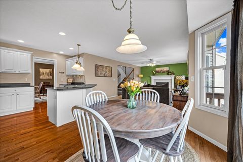 Tiny photo for 9 Willowbend Court, Bloomington, IL 61705 (MLS # 12470927)