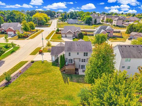 Tiny photo for 9 Willowbend Court, Bloomington, IL 61705 (MLS # 12470927)