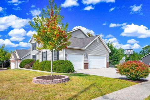 Tiny photo for 9 Willowbend Court, Bloomington, IL 61705 (MLS # 12470927)