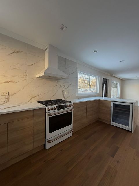 Tiny photo for 830 Deerfield Road, Highland Park, IL 60035 (MLS # 12602966)