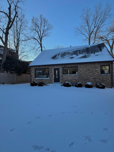 Tiny photo for 830 Deerfield Road, Highland Park, IL 60035 (MLS # 12602966)
