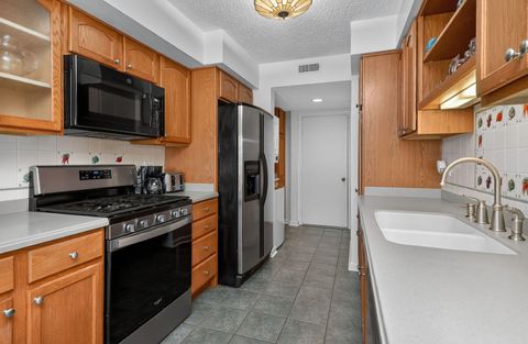 Tiny photo for 662 Sundance Drive, Bolingbrook, IL 60440 (MLS # 12587583)