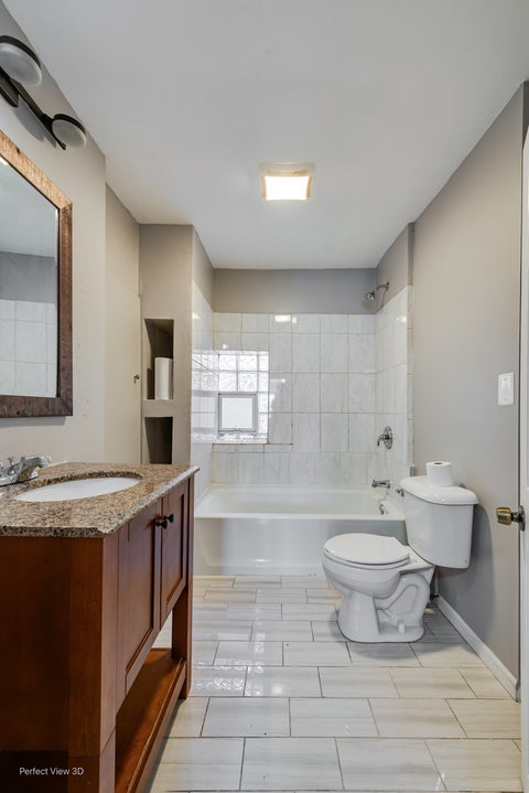 Tiny photo for 3916 W Grand Avenue, Chicago, IL 60651 (MLS # 12726104)