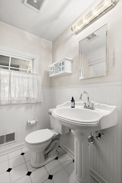 Tiny photo for 6901 Church Street, Morton Grove, IL 60053 (MLS # 12446624)