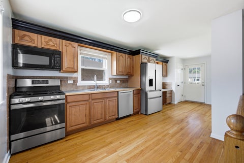 Tiny photo for 219 N Berteau Avenue, Bartlett, IL 60103 (MLS # 12697415)