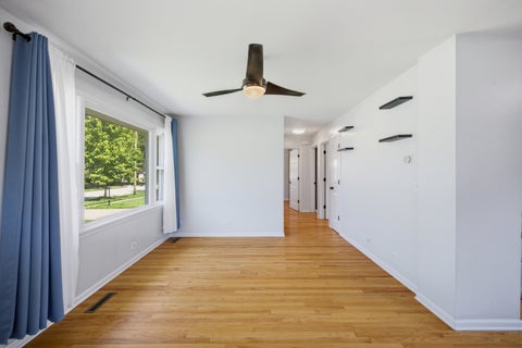 Tiny photo for 219 N Berteau Avenue, Bartlett, IL 60103 (MLS # 12697415)