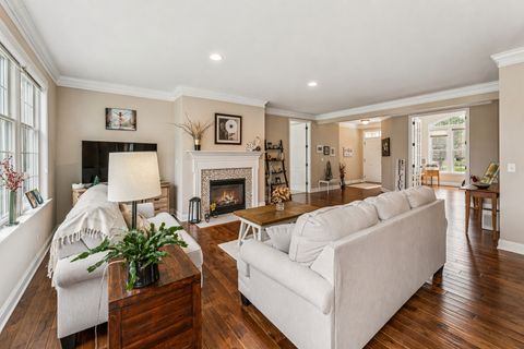 Tiny photo for 30 Denali Court, South Barrington, IL 60010 (MLS # 12625754)