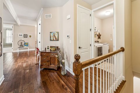 Tiny photo for 30 Denali Court, South Barrington, IL 60010 (MLS # 12625754)