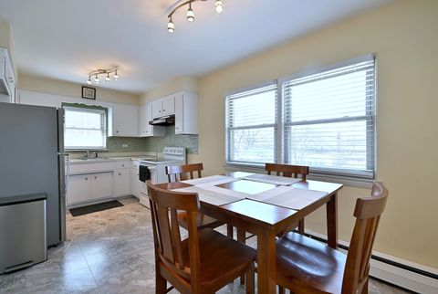 Tiny photo for 7310 N Harlem Avenue #303, Chicago, IL 60631 (MLS # 12595537)