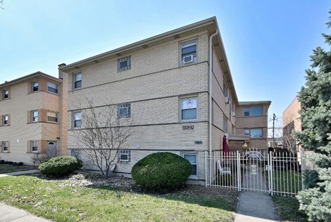 Photo of 7310 N Harlem Avenue #303, Chicago, IL 60631 (MLS # 12595537)