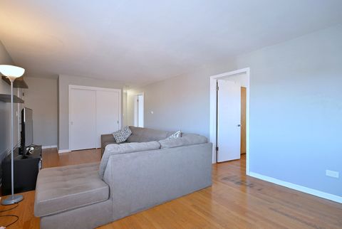 Tiny photo for 7310 N Harlem Avenue #303, Chicago, IL 60631 (MLS # 12595537)