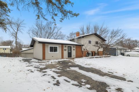 Tiny photo for Hoffman Estates, IL 60169 (MLS # 12626902)